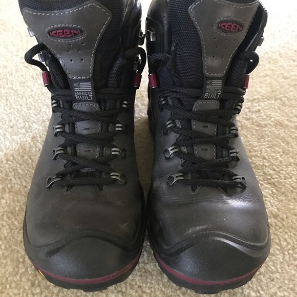 Keen hiking boots - Picture 2 of 6